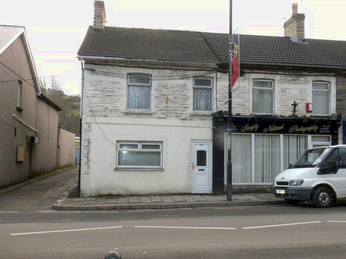 1 Bedroom Flat To Rent In Commercial Street, Risca, Newport, NP11