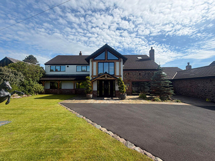 4 Bedroom Detached House For Sale In Stunning Barn Conversion With No Onward Chain - Fairfield Road, Poulton-Le-Fylde, FY6