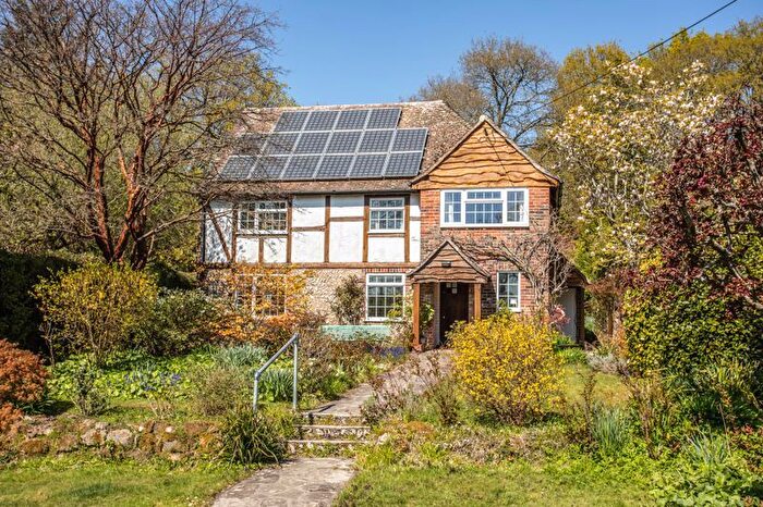 3 Bedroom Detached House For Sale In Limes Lane, Buxted, Uckfield, TN22