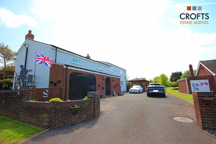 5 Bedroom Detached House For Sale In Elm Lane, Goxhill, DN19