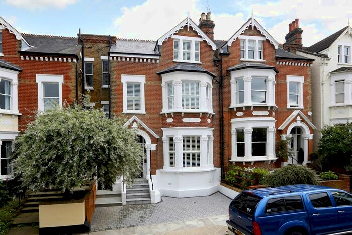 5 Bedroom Terraced House To Rent In Ellerker Gardens, Richmond, TW10