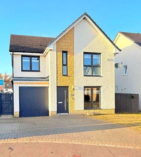 4 Bedroom Detached House For Sale In Buttercup Crescent, Ferniegair, Hamilton, ML3