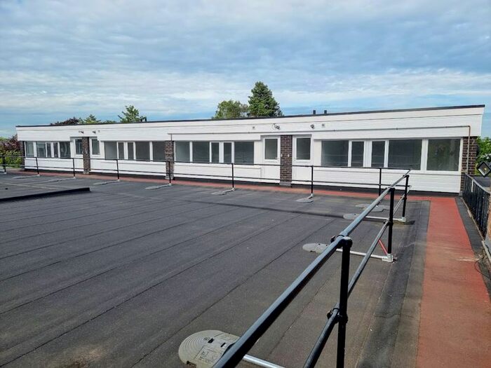 2 Bedroom Flat To Rent In Broadway, Darras Hall, NE20