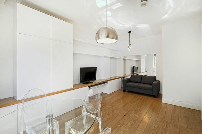 1 Bedroom Flat To Rent In Old Brompton Road, Earls Court, SW5