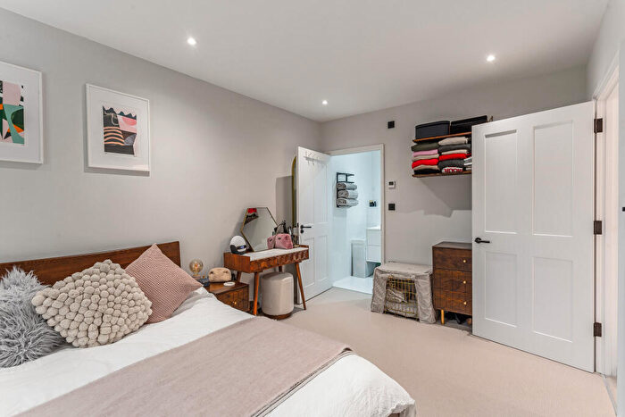 3 Bedroom Terraced House For Sale In Brandram Road, London, SE13