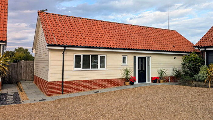 2 Bedroom Detached Bungalow For Sale In Framlingham, Suffolk, IP13