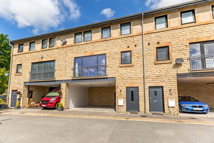 3 Bedroom House To Rent In Upper Sunny Bank Mews, Meltham, Holmfirth, HD9