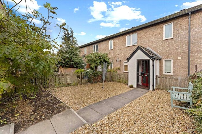 1 Bedroom Flat For Sale In Berryfield Close, Vestry Road, Walthamstow, London, E17