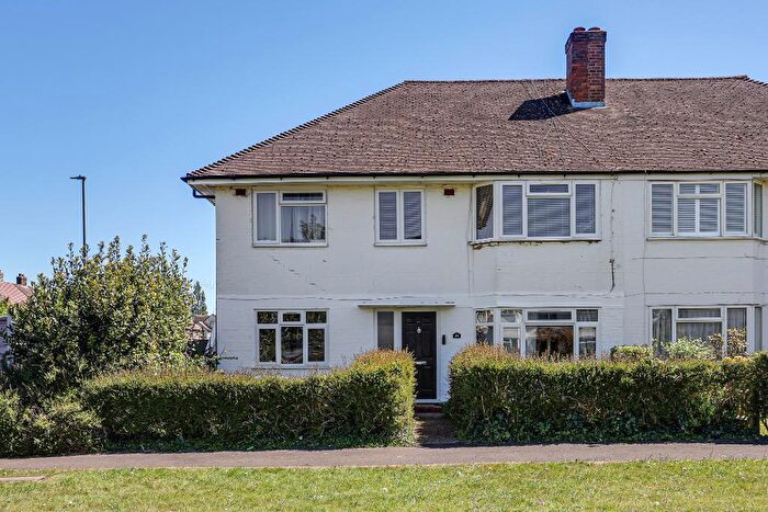 2 Bedroom Maisonette For Sale In Tithepit Shaw Lane, Warlingham, CR6