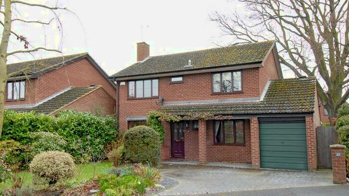 4 Bedroom Detached House To Rent In Blenheim Close, Woosehill, Wokingham, RG41