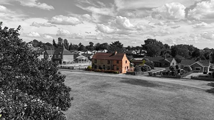 3 Bedroom Cottage For Sale In Howdale Road, Downham Market, PE38