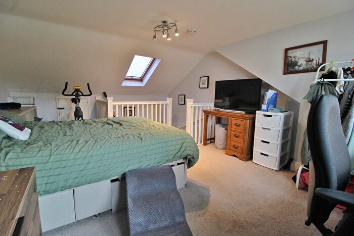 3 Bedroom Terraced House For Sale In Kingsley Road, Southsea, PO4