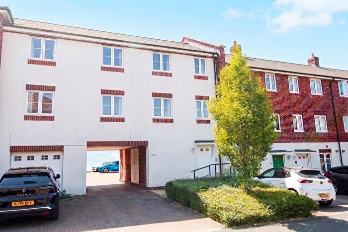 2 Bedroom Flat For Sale In Wagstaff Way, Salisbury, SP2