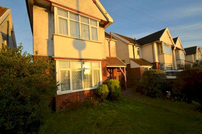 3 Bedroom Detached House To Rent In Cromer Road, Norwich, NR6