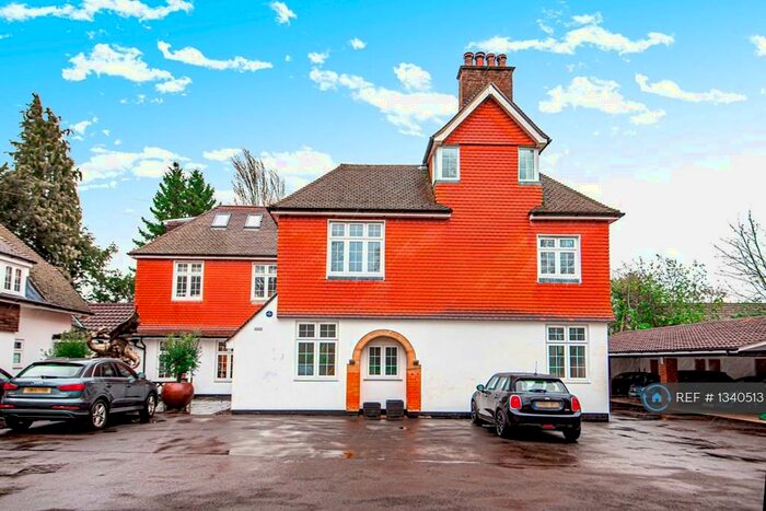 2 Bedroom Flat To Rent In Southdown Road, Shawford, Winchester, SO21