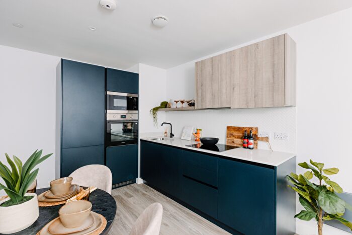 1 Bedroom Apartment To Rent In Inkwell Place, Birmingham, B16