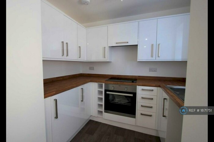 1 Bedroom Flat To Rent In Southcote Road, Bournemouth, BH1