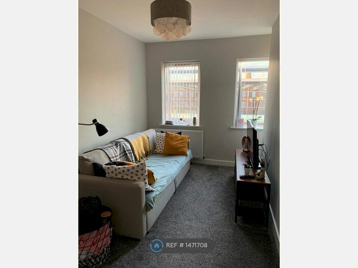 1 Bedroom Flat To Rent In Henry Court, Rotherham, S65