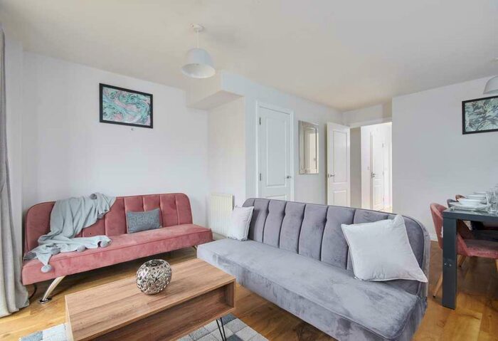 4 Bedroom Town House To Rent In Ditton Walk, Cambridge, Cambridgeshire, CB5