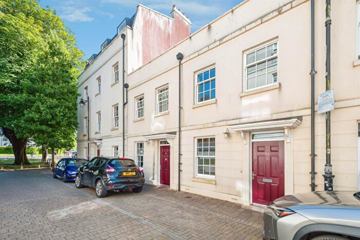 3 Bedroom Terraced House For Sale In Falcon Road, Plymouth, PL1