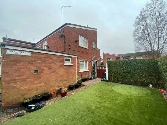 3 Bedroom Town House To Rent In Normanton Drive, Blackley, Manchester, M9