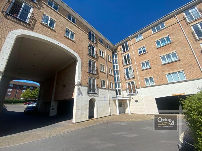 2 Bedroom Flat For Sale In |Ref: |, Wallace Court, The Dell. Southampton, SO15