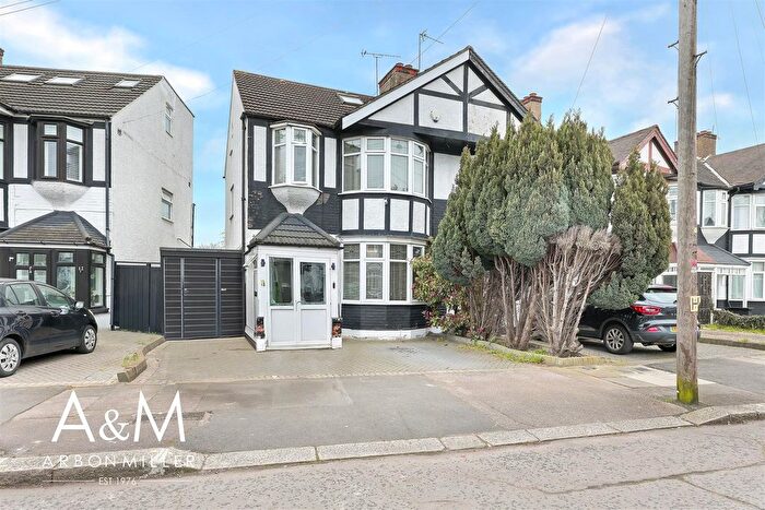 4 Bedroom End Terrace House For Sale In Greystone Gardens, Barkingside, IG6