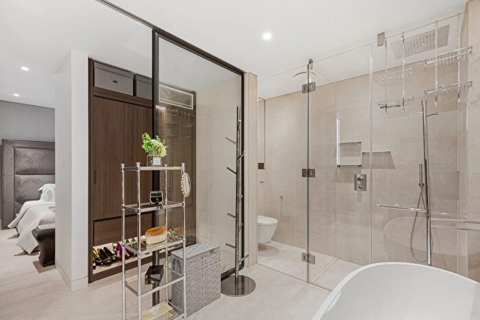 2 Bedroom Flat For Sale In Cork Street, Mayfair, W1S
