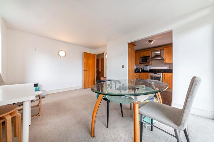 1 Bedroom Apartment To Rent In Lowry House, Cassilis Road, London, E14