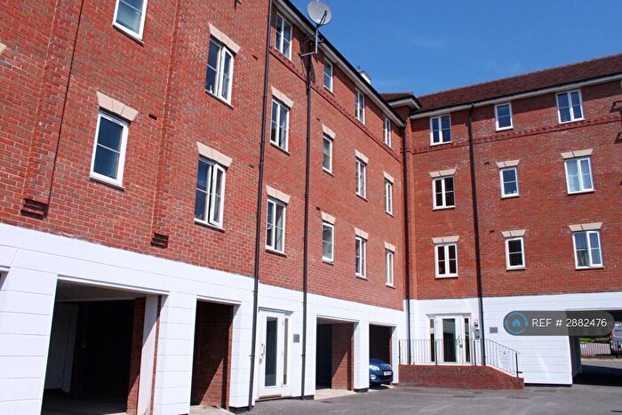 2 Bedroom Flat To Rent In Bradford Drive, Colchester, CO4