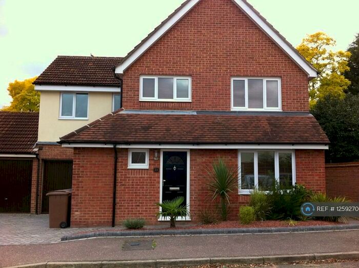 5 Bedroom Detached House To Rent In Leeward Road, South Woodham Ferrers, Chelmsford, CM3