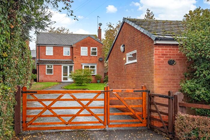 4 Bedroom Detached House For Sale In Conway Road, Bromsgrove, Worcestershire, B60