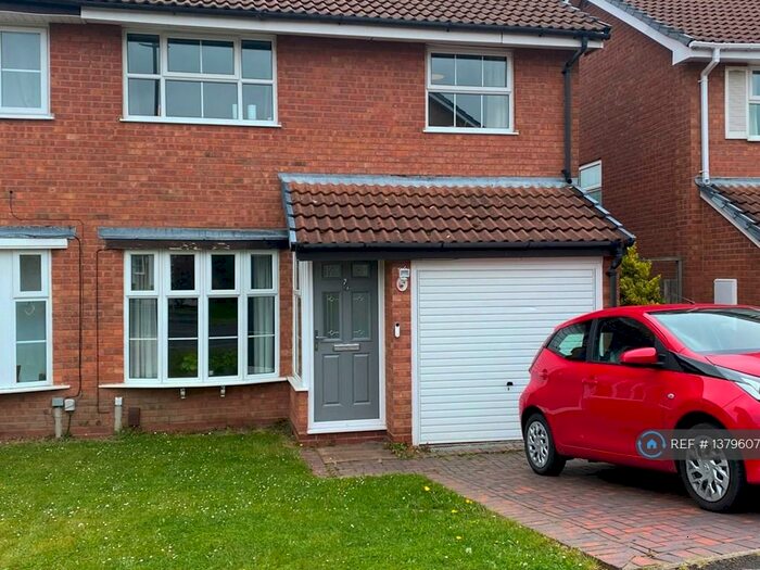 3 Bedroom Semi-Detached House To Rent In Graith Close, Birmingham, B28