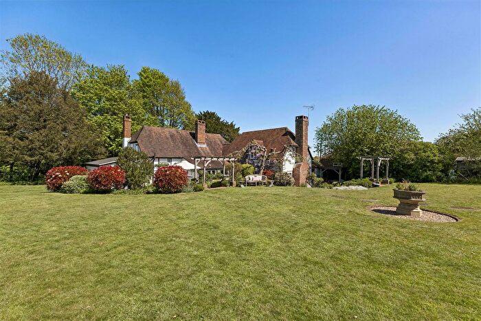 5 Bedroom Property For Sale In The Street, Long Sutton, Hook, RG29
