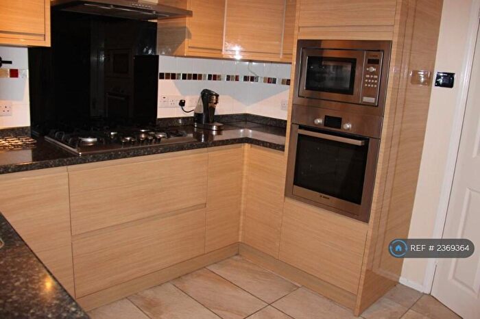 3 Bedroom Detached House To Rent In Bergamot Place, Oxford, OX4