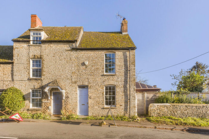 3 Bedroom Cottage For Sale In High Street, Islip, OX5