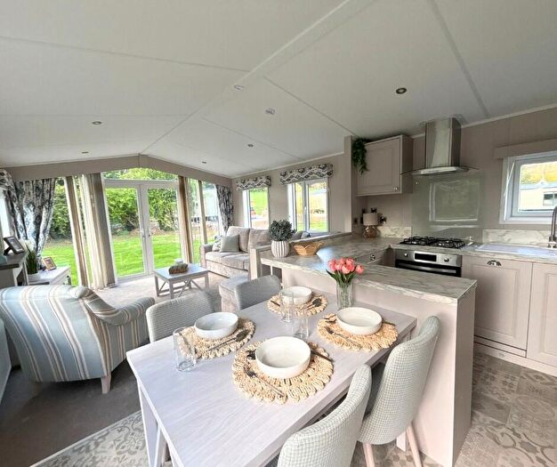 2 Bedroom Park Home For Sale In Akebar Park Country Park, Leyburn, North Yorkshire, DL8