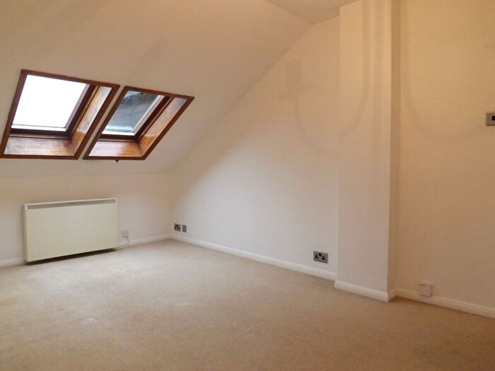 1 Bedroom Flat To Rent In Encore House, Heathfield, TN21