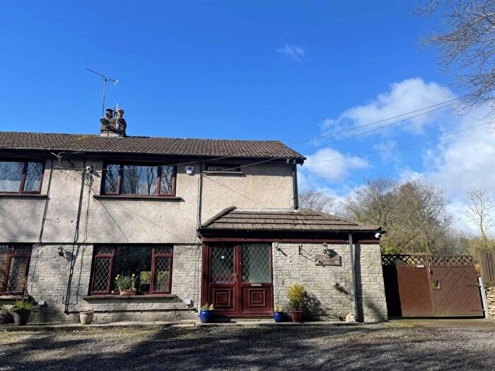 3 Bedroom House To Rent In Cwm Cottages, Cwm Risca, Tondu, CF32