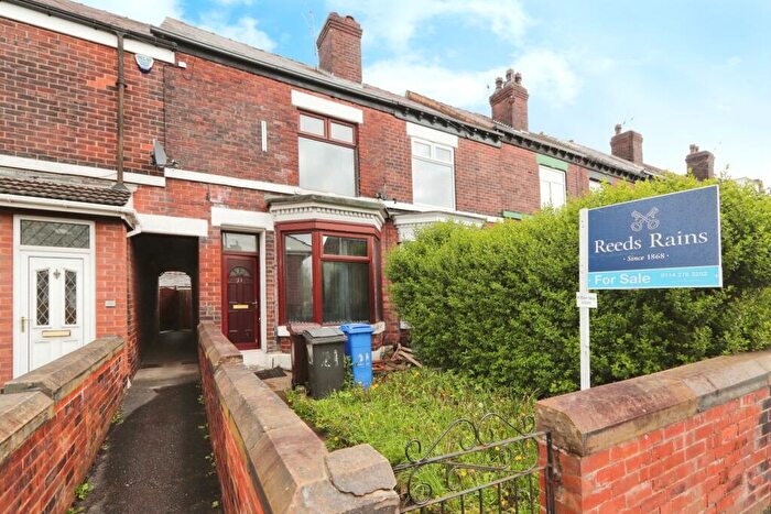 3 Bedroom Terraced House For Sale In City Road, Sheffield, South Yorkshire, S2