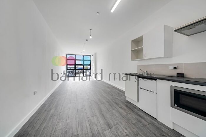 Studio To Rent In Purley Way, Croydon, CR0