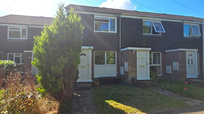 2 Bedroom Terraced House For Sale In Newport Road, Newbury, RG14