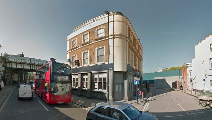 2 Bedroom Flat To Rent In Warrior Court, Belinda Road, London, SW9