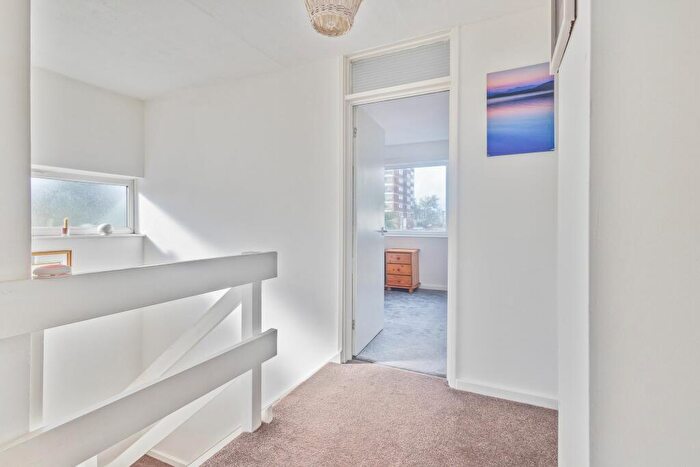 3 Bedroom End Of Terrace House For Sale In Balfour, Tamworth, B79