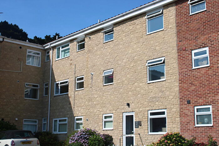 2 Bedroom Flat To Rent In Weymouth, DT4