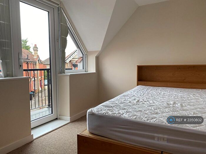 1 Bedroom Flat To Rent In Capstone Road, Bournemouth, BH8