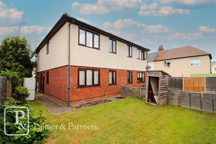 2 Bedroom Maisonette To Rent In Collingwood Road, Lexden, Colchester, Essex, CO3