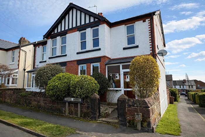 4 Bedroom Semi Detached House For Sale In Laurel Avenue, Heswall, Wirral, CH60