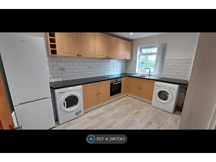 2 Bedroom Terraced House To Rent In Talbot Street, Birmingham, B18