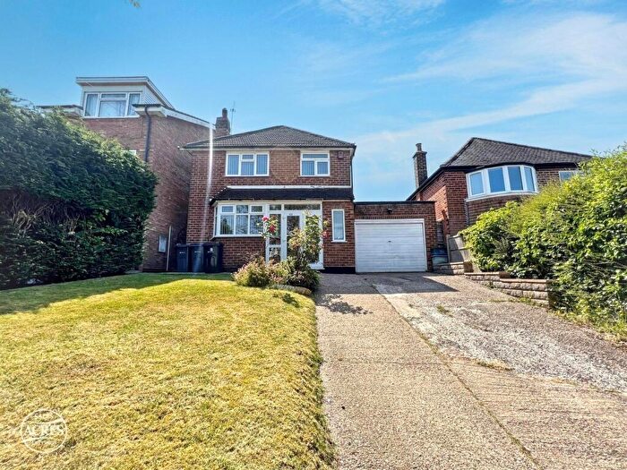 3 Bedroom Detached House For Sale In Millfield Road, Handsworth Wood, Birmingham, B20